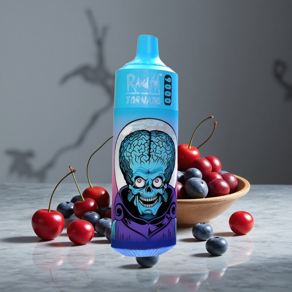 Zemenes-Ķiršu-Krānberu RandM Fumot Tornado 9000 Puffs 18 mL Tilpums un 850 mAh Uzlādējama Baterija